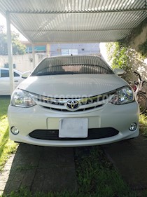 Toyota Etios Sedan XLS usado (2015) color Blanco precio $550.000