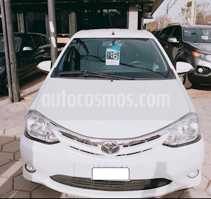 Toyota Etios Sedan XLS usado (2016) color Blanco precio $670.000
