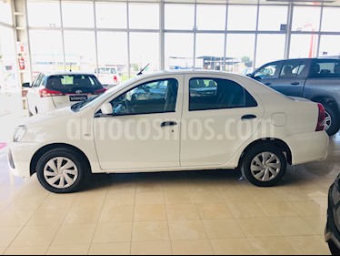 foto Toyota Etios Sedán X nuevo color A elección precio $766.100