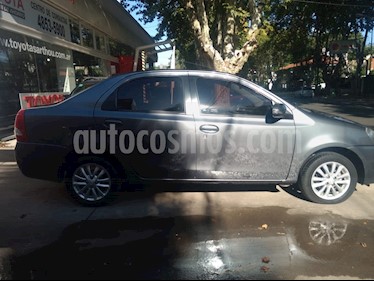 Foto venta Auto usado Toyota Etios Sedan XLS 2015/2016 (2015) color Gris Oscuro precio $328.000