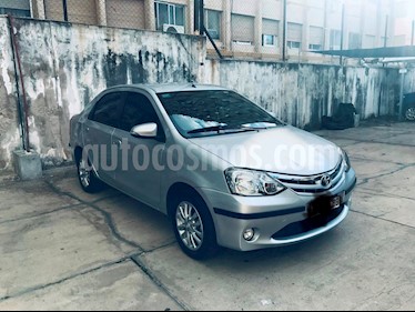 foto Toyota Etios Sedán XLS 2015/2016 usado (2016) color Gris Plata precio $390.000