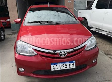 foto Toyota Etios Sedán XLS 2016/17 usado (2017) color Rojo precio $425.000