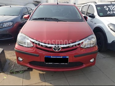 foto Toyota Etios Sedán XLS Aut usado (2016) color Rojo precio $475.000