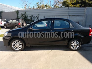 foto Toyota Etios Sedán XLS usado (2014) color Negro precio $450.000