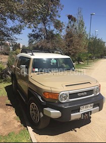 Toyota FJ Cruiser Limited 4x4 usado (2011) color Beige precio $11.250.000