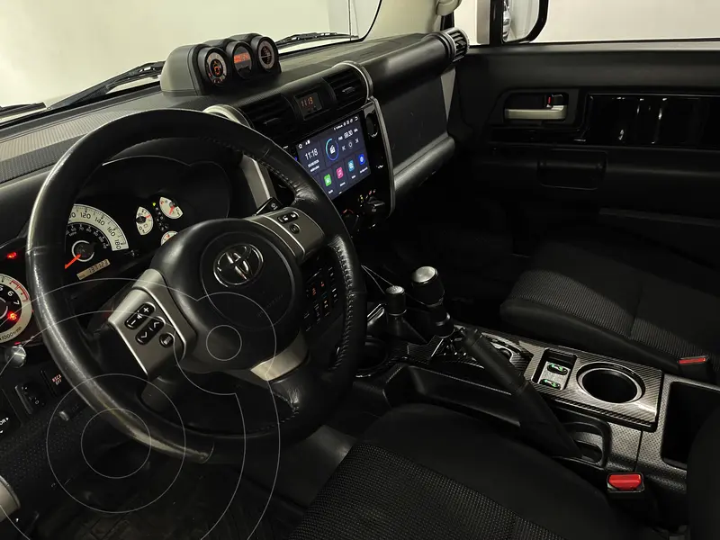 toyota fj-cruiser