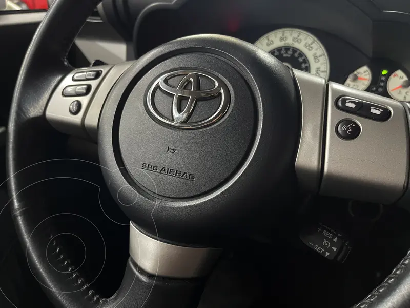 toyota fj-cruiser