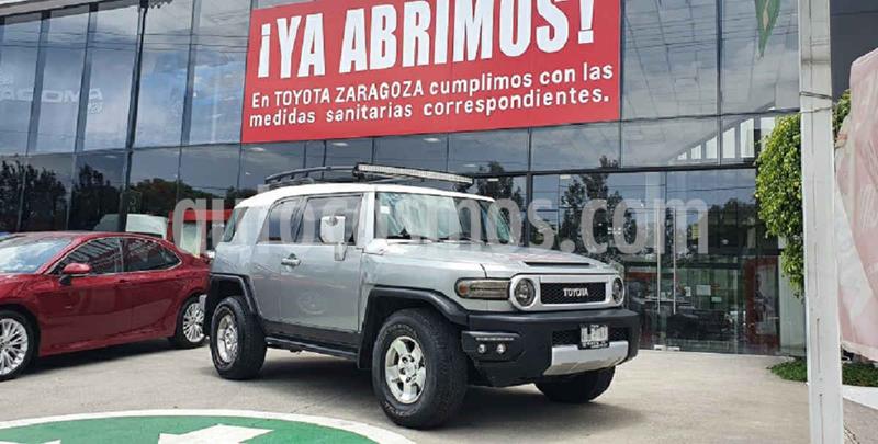 Toyota FJ Cruiser Premium usado (2009) color Gris precio $279,000