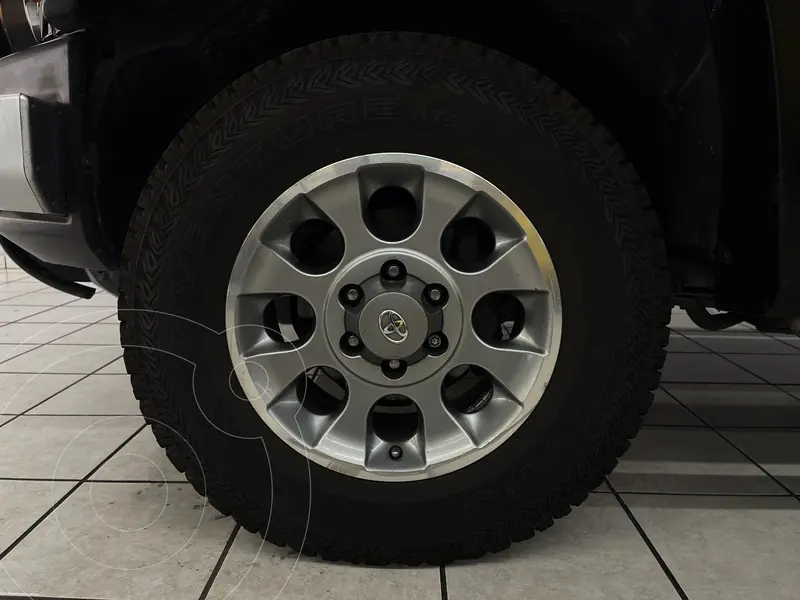toyota fj-cruiser