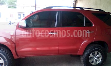 Foto Toyota Fortuner 4.0L Aut 4x2 usado (2008) color Rojo precio u$s16.500