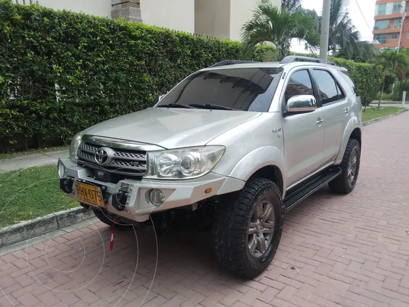 2011 Toyota Fortuner 4.0L SRX