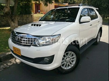 Foto venta Carro usado Toyota Fortuner Plus 3.0L Diesel Aut (2015) color Blanco precio $114.900.000