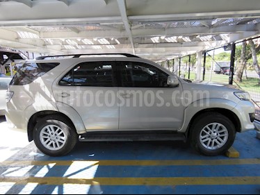 foto Toyota Fortuner Urbana 2.7L 4x2 usado (2014) color Plata precio $82.900.000