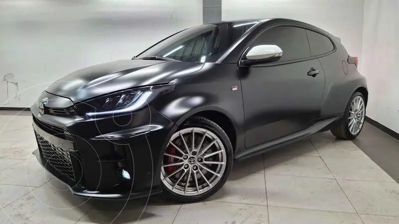 Foto Toyota GR Yaris 1.6L usado (2022) color Negro precio $699,000