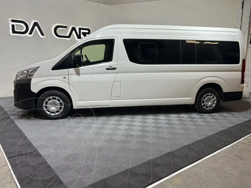 Foto Toyota Hiace Ventana Superlarga usado (2022) color Blanco precio $569,000