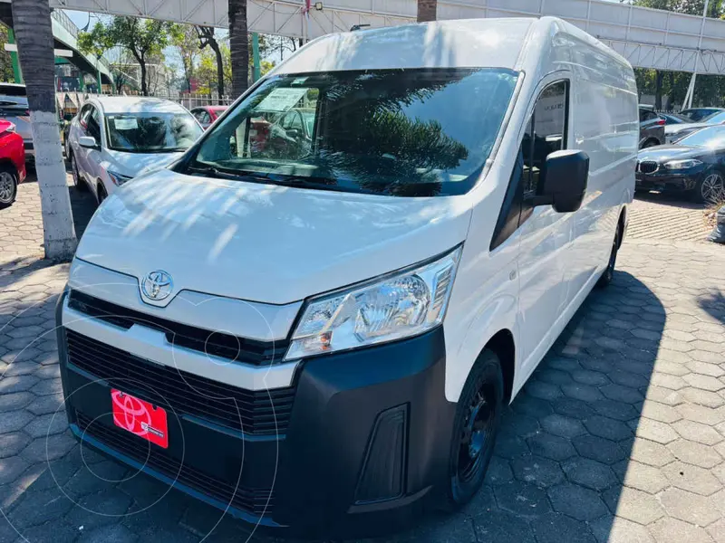 Foto Toyota Hiace Ventana Superlarga usado (2023) color Blanco financiado en mensualidades(enganche $152,381 mensualidades desde $13,535)
