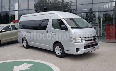 Toyota Hiace 5p L4/2.7 Man 15/Pas usado (2019) color Plata precio $458,000