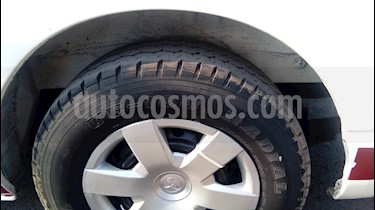 Toyota Hiace 2.7L Ventanas Superlarga usado (2010) color Blanco Magnesio precio $180,000