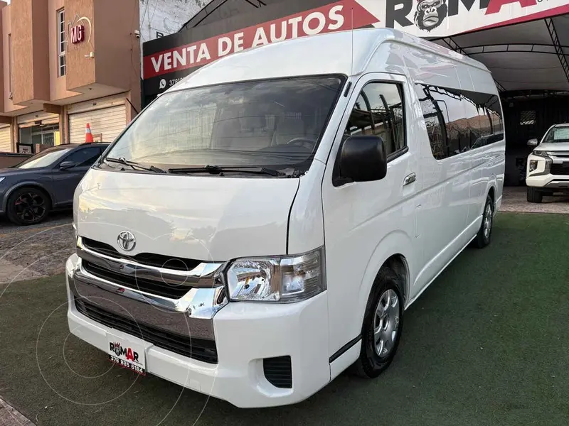 Foto Toyota Hiace 2.7L Bus 15 Pas usado (2018) color Blanco precio $539,999