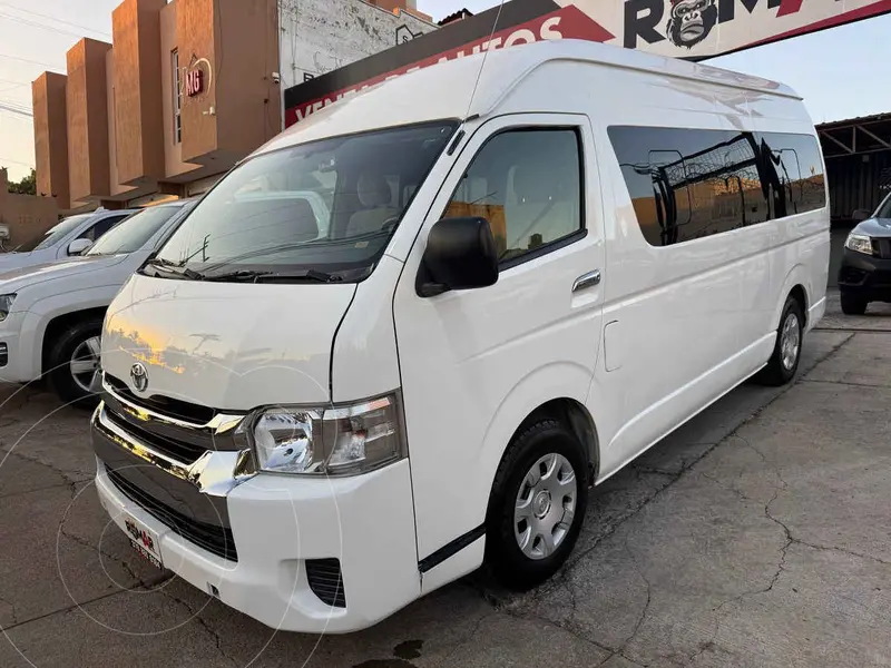 Foto Toyota Hiace 2.7L Bus 15 Pas usado (2015) color Blanco precio $419,999
