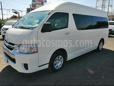 Toyota Hiace 2.7L Bus 15 Pas usado (2017) color Blanco precio $382,000