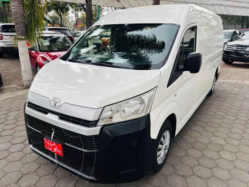 Foto Toyota Hiace Ventana Superlarga usado (2023) color Blanco financiado en mensualidades(enganche $152,381 mensualidades desde $13,535)