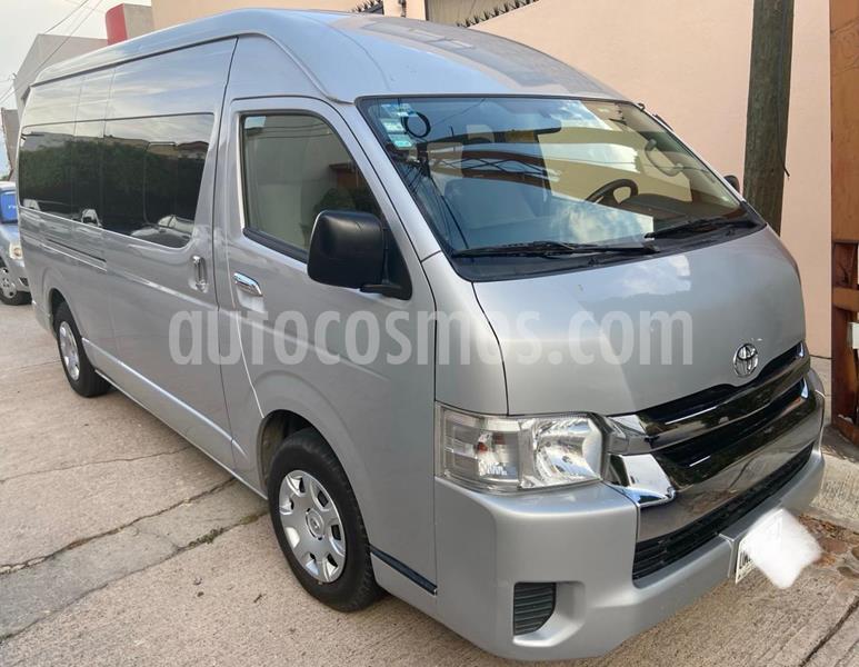 Toyota Hiace 2.7L Bus Commuter 15 Pas usado (2018) color Plata precio $355,000
