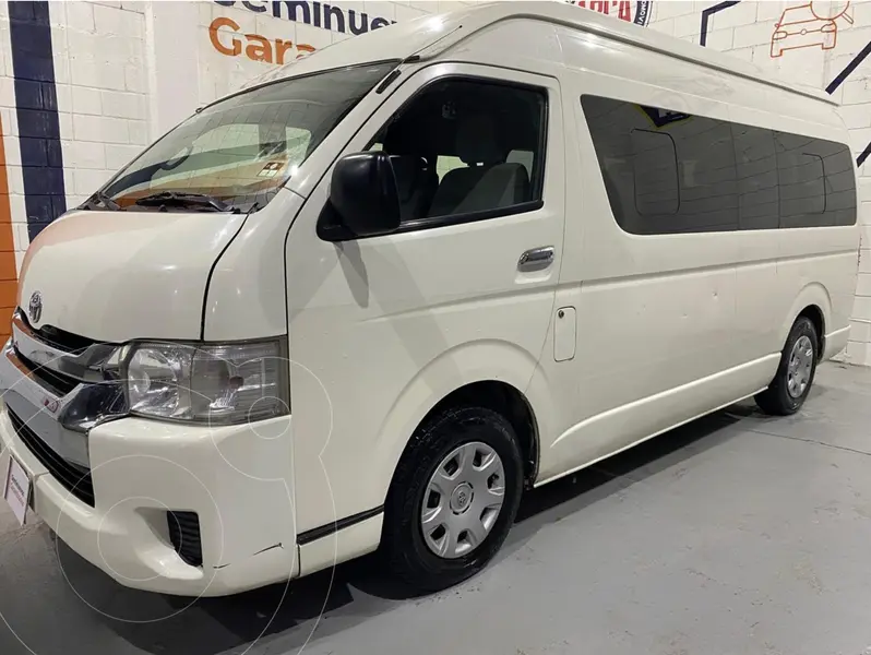 Foto Toyota Hiace 2.7L Bus 15 Pas usado (2019) color Blanco precio $469,000