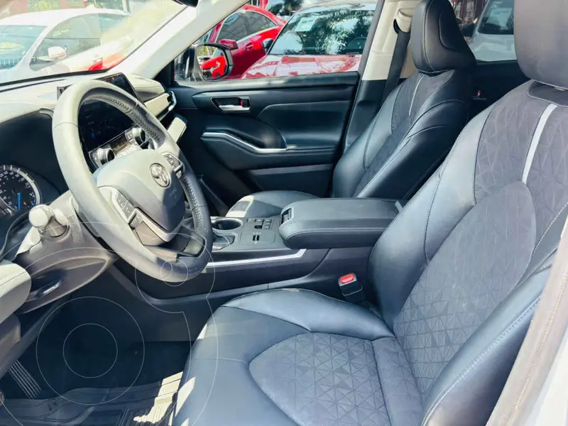 toyota highlander-hev