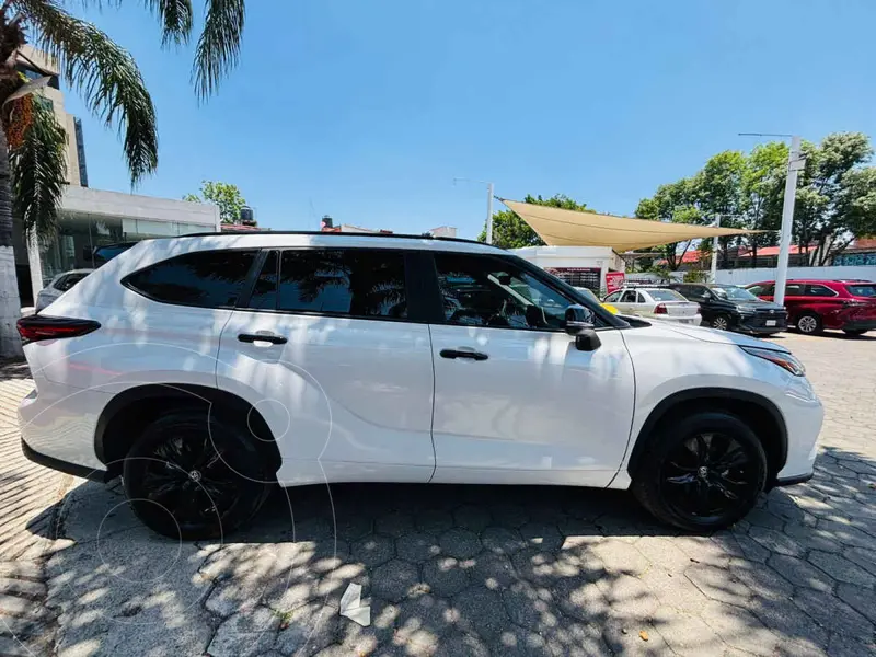 toyota highlander-hev