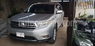 Toyota Highlander LE usado (2013) color Plata precio $225,000