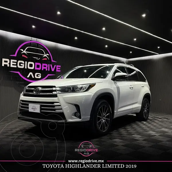 Foto Toyota Highlander Limited usado (2019) color Blanco Perla precio $459,900