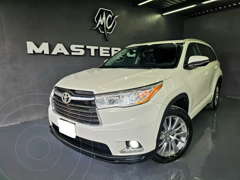 Foto Toyota Highlander Limited Panoramic Roof usado (2014) color Blanco precio $298,000