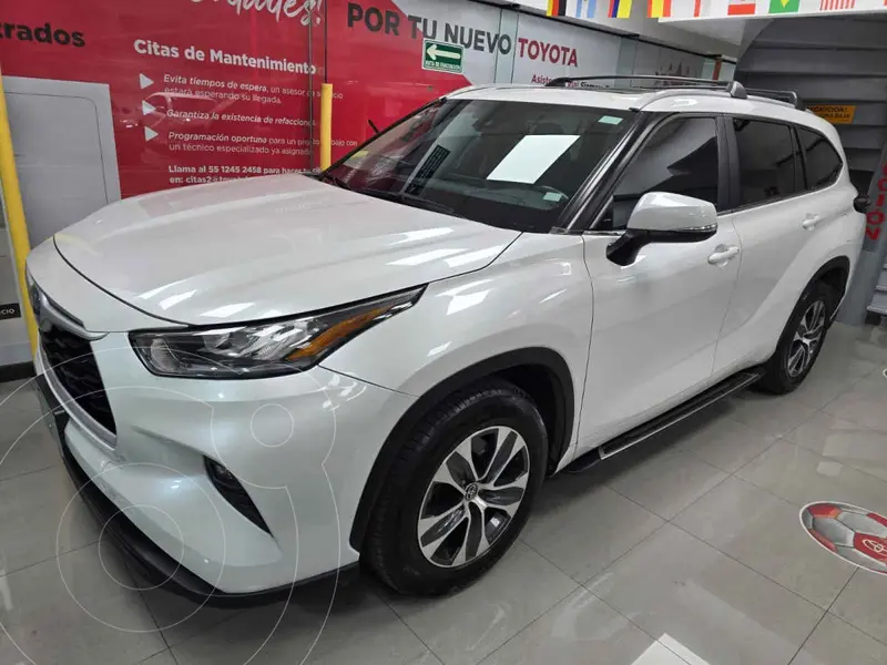 Foto Toyota Highlander XLE usado (2024) color Blanco financiado en mensualidades(enganche $174,020 mensualidades desde $17,167)