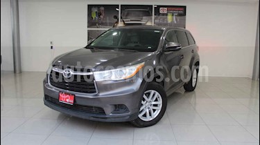 Toyota Highlander 5p LE V6/3.5 Aut usado (2014) color Gris precio $280,000