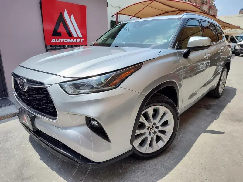 Foto Toyota Highlander Limited Panoramic Roof usado (2020) color Plata precio $619,000