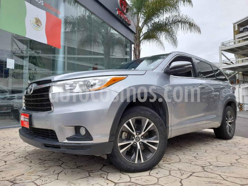 Toyota Highlander XLE usado (2016) color Plata precio $385,000