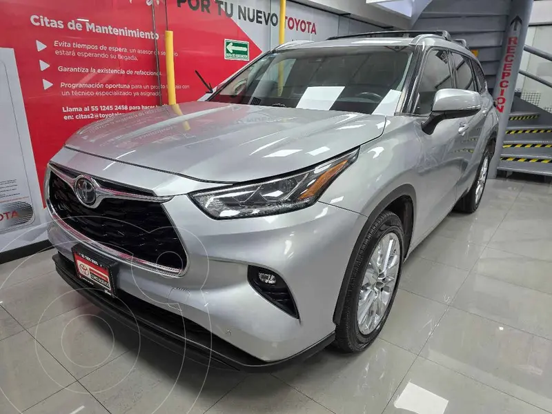 Foto Toyota Highlander Limited Blue Ray usado (2020) color Plata precio $599,100