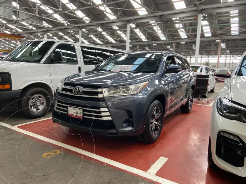 Foto Toyota Highlander Limited usado (2017) color Gris financiado en mensualidades(enganche $91,000 mensualidades desde $11,250)