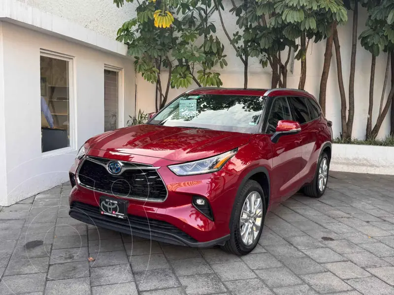 Foto Toyota Highlander Limited BR usado (2024) color Rojo precio $920,000