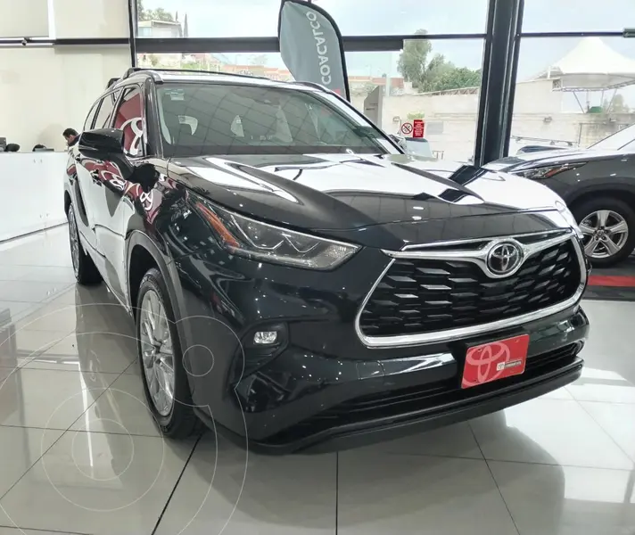 Foto Toyota Highlander Limited Blue Ray usado (2021) color Negro precio $667,000