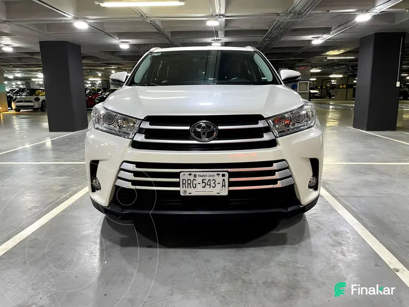 Foto Toyota Highlander XLE usado (2018) color Blanco precio $449,000