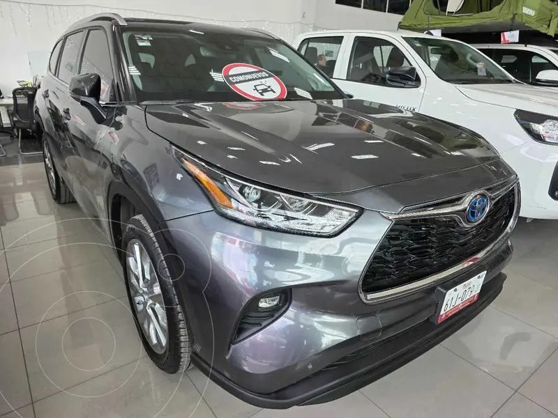 Foto Toyota Highlander Limited BR usado (2024) color Gris financiado en mensualidades(enganche $231,125 mensualidades desde $19,515)