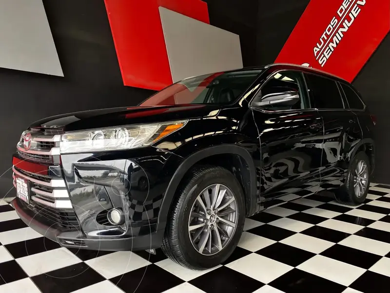 Foto Toyota Highlander XLE usado (2018) color Negro precio $449,000