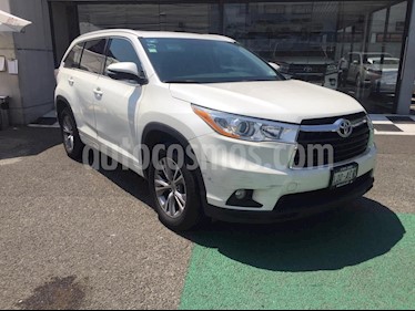foto Toyota Highlander XLE usado (2015) color Blanco precio $350,000