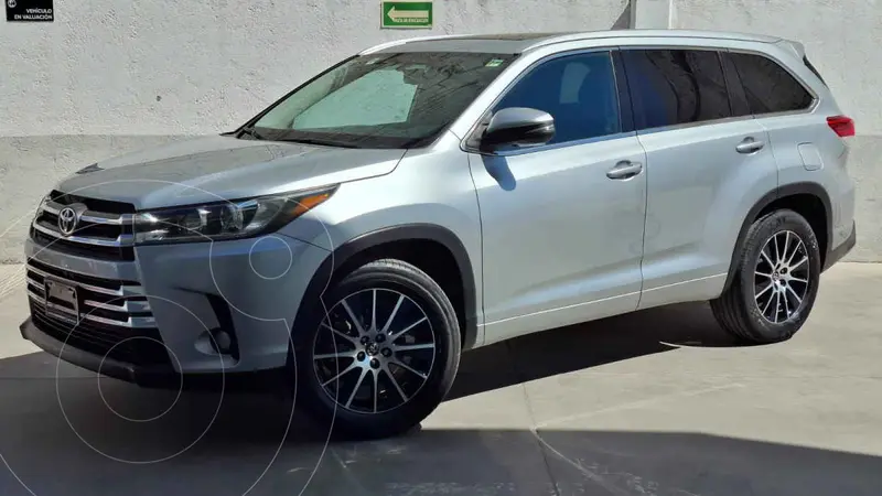 Foto Toyota Highlander Limited Panoramic Roof usado (2019) color Plata precio $509,000