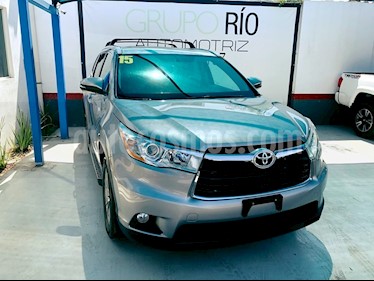 foto Toyota Highlander XLE usado (2015) color Plata precio $342,000