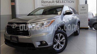 Foto venta Auto usado Toyota Highlander XLE (2015) color Plata precio $338,000