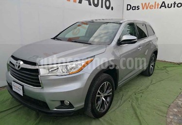foto Toyota Highlander XLE usado (2016) color Plata precio $379,000