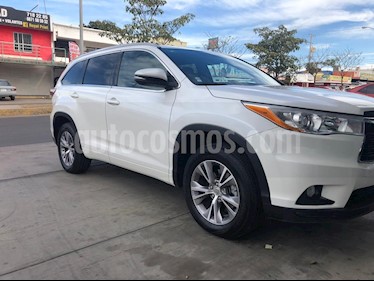 Foto Toyota Highlander XLE usado (2015) color Blanco Perla precio $410,000